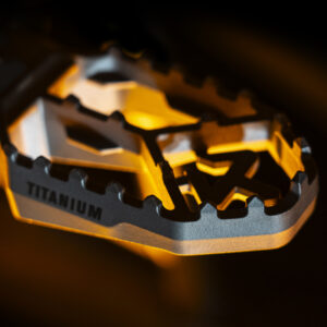 Footpegs